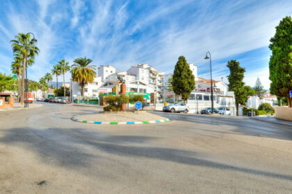 fffda1985f977f08237c7469f55438e8 - 17