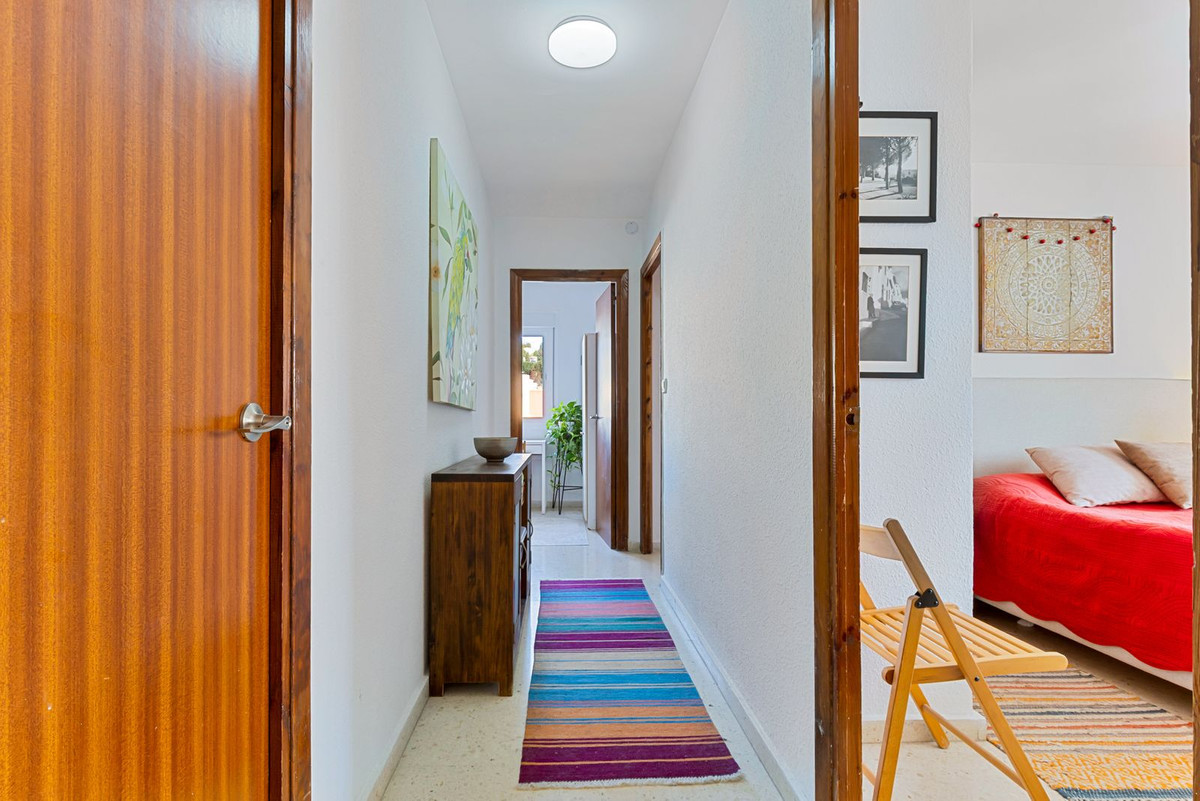 fffda1985f977f08237c7469f55438e8 - 9