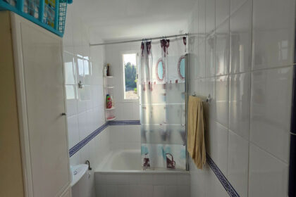 013fcd56d48b4810ade7c732281b1532 - 23