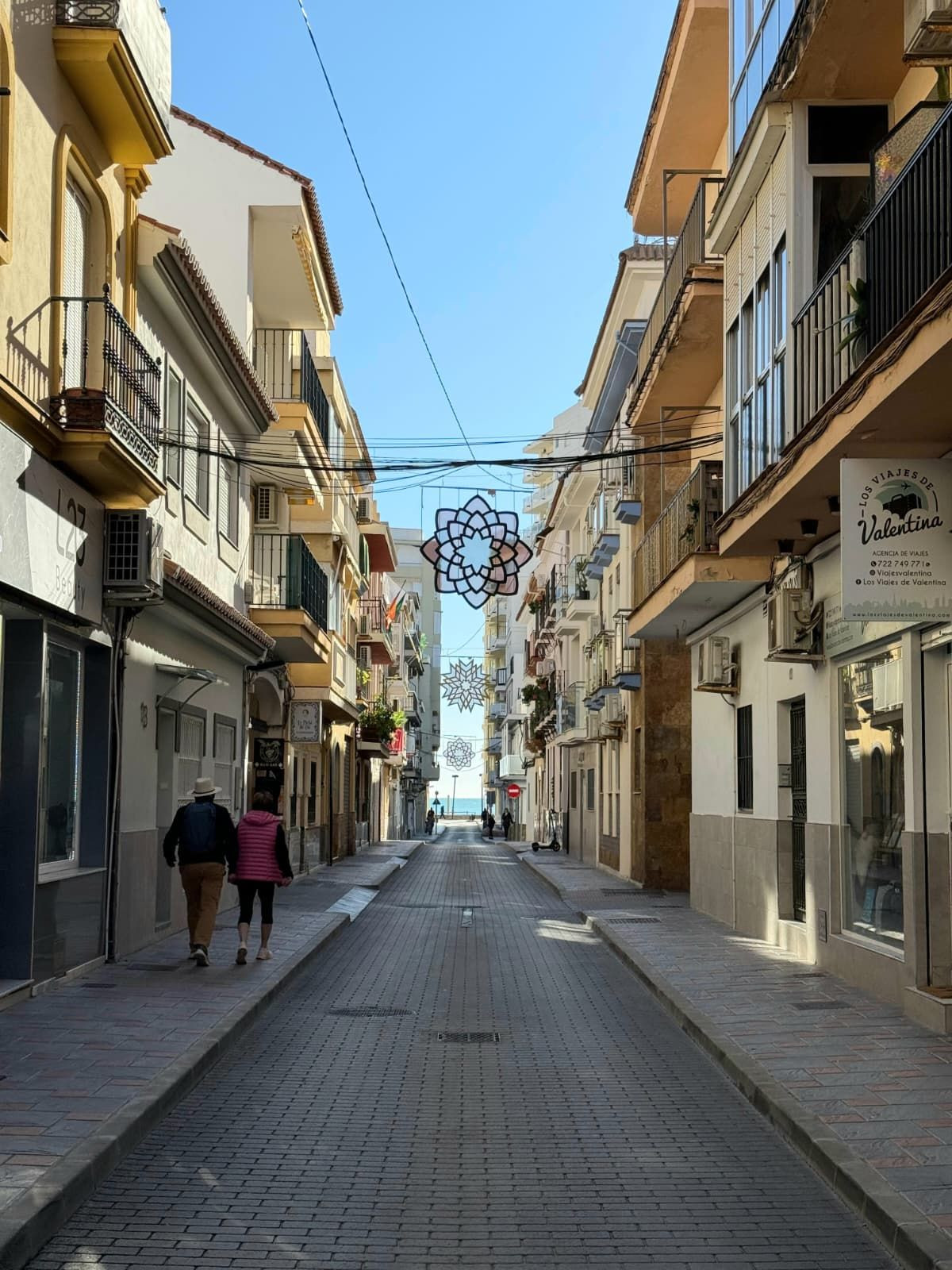 0272d54b511b7f46b03228503d5ac1fb - 12