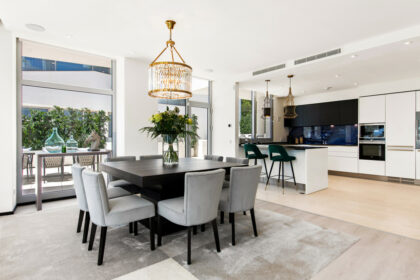 03e3d68932df814bea03782a43bd5826 - 10