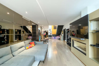 03e3d68932df814bea03782a43bd5826 - 11