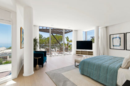 03e3d68932df814bea03782a43bd5826 - 14