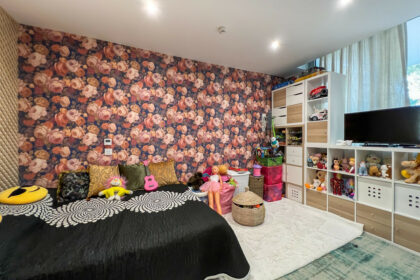 03e3d68932df814bea03782a43bd5826 - 28