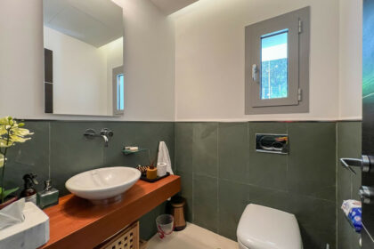 03e3d68932df814bea03782a43bd5826 - 34