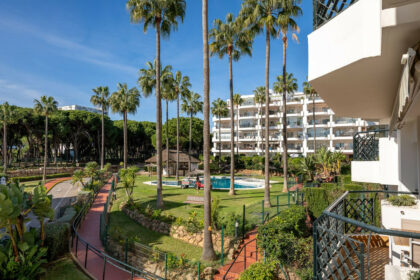 03f09efc76b1e4ba8fec291f12631082 - 35