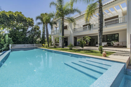 06a9dd8ad80d5a382e3ded05b275b349 - 1