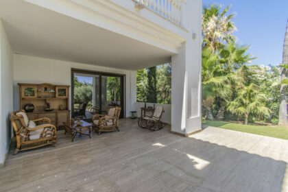 06a9dd8ad80d5a382e3ded05b275b349 - 17