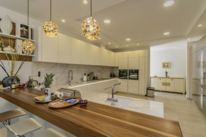 06a9dd8ad80d5a382e3ded05b275b349 - 23