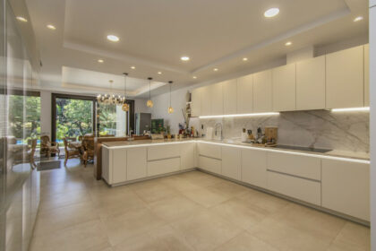 06a9dd8ad80d5a382e3ded05b275b349 - 4