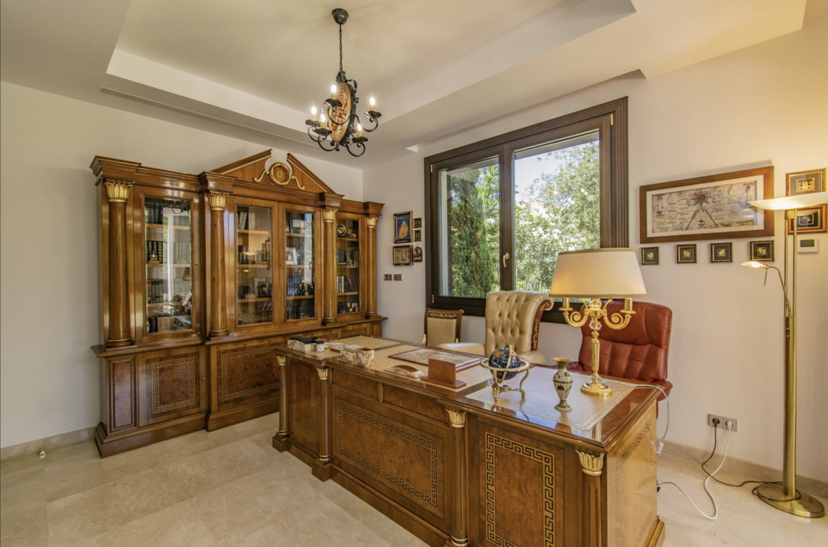 06a9dd8ad80d5a382e3ded05b275b349 - 40