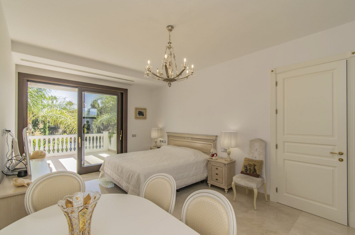 06a9dd8ad80d5a382e3ded05b275b349 - 45