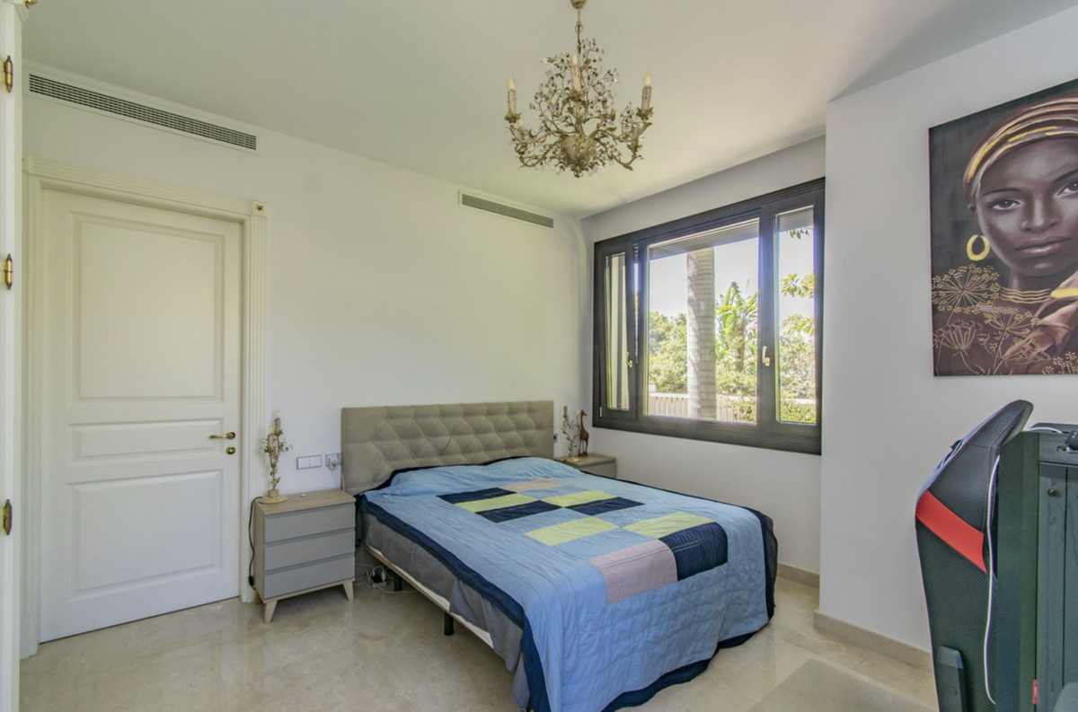 06a9dd8ad80d5a382e3ded05b275b349 - 56