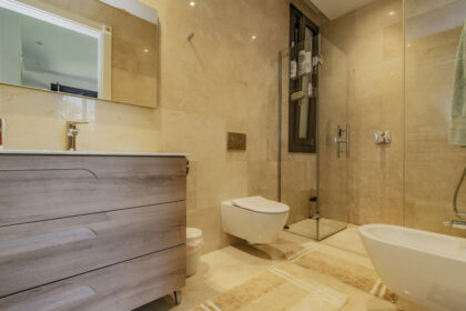 06a9dd8ad80d5a382e3ded05b275b349 - 57