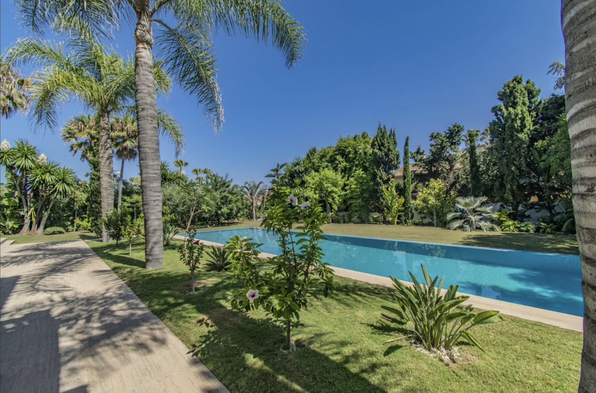 06a9dd8ad80d5a382e3ded05b275b349 - 59