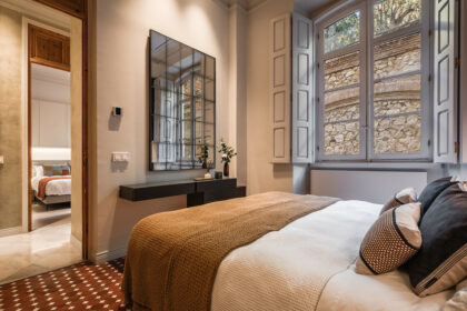 06bb30dd1d1f0e5c3e0fe97a20c3c789 - 22