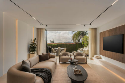 0706dfe59f77f3733e5017aa0d1b438f - 7