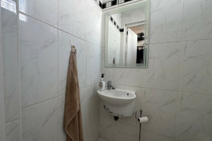 0732d18d039e08502c0ab38c49f28c9b - 20