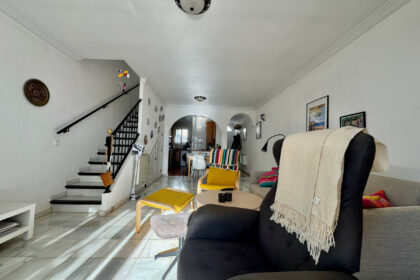 0732d18d039e08502c0ab38c49f28c9b - 26