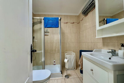 0732d18d039e08502c0ab38c49f28c9b - 7