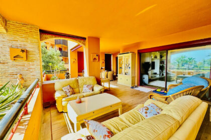 08c749e8c6bbe6c3fd385241fc55101b - 4