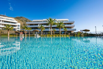 0c41da70ce761c8be65a7cd2afbd84fa - 21