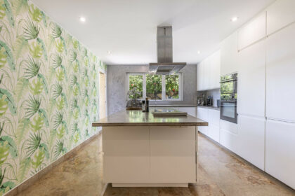 0c691b9d8e2929a24d1675a7f1d83b62 - 10