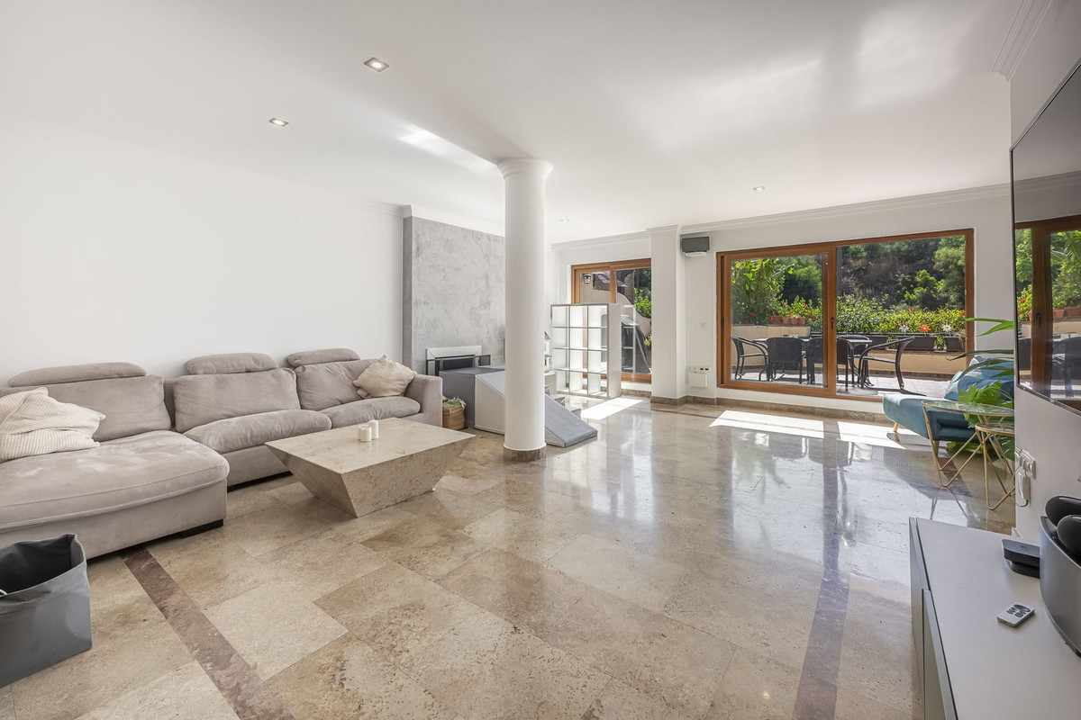 0c691b9d8e2929a24d1675a7f1d83b62 - 5