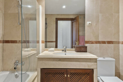 0ca553b58d6135921255a328e6ba534b - 18