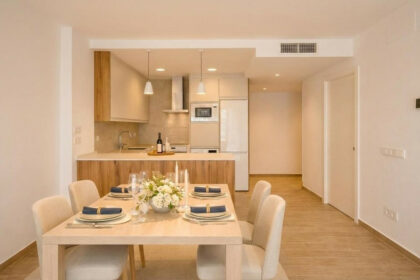 0e12b0b5640e6bdd0afda492620b5330 - 11