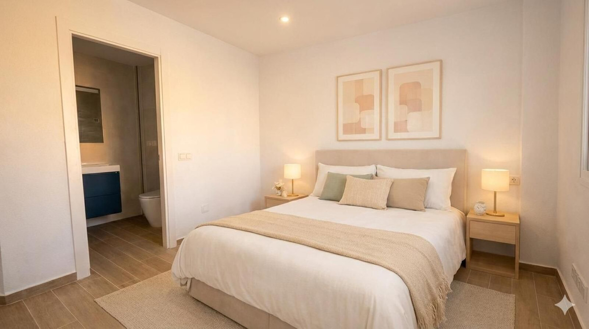 0e12b0b5640e6bdd0afda492620b5330 - 15