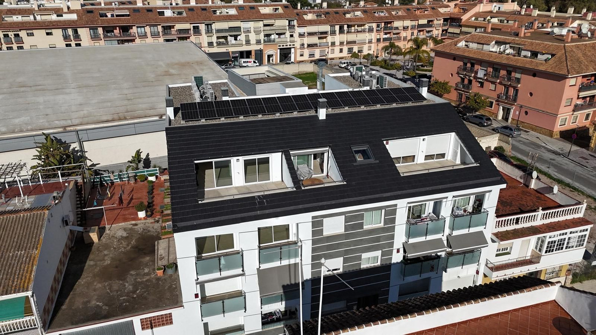 0e12b0b5640e6bdd0afda492620b5330 - 2