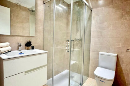 0e12b0b5640e6bdd0afda492620b5330 - 24