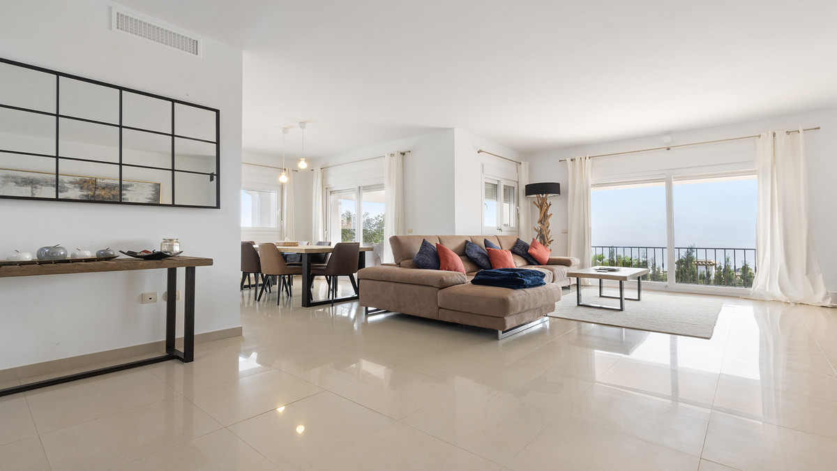 0e8473aea3b3f1966bd6fa7ad424fec8 - 11