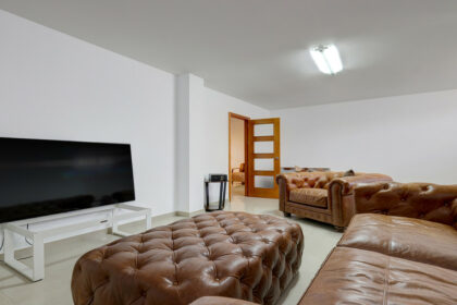 0e8473aea3b3f1966bd6fa7ad424fec8 - 33