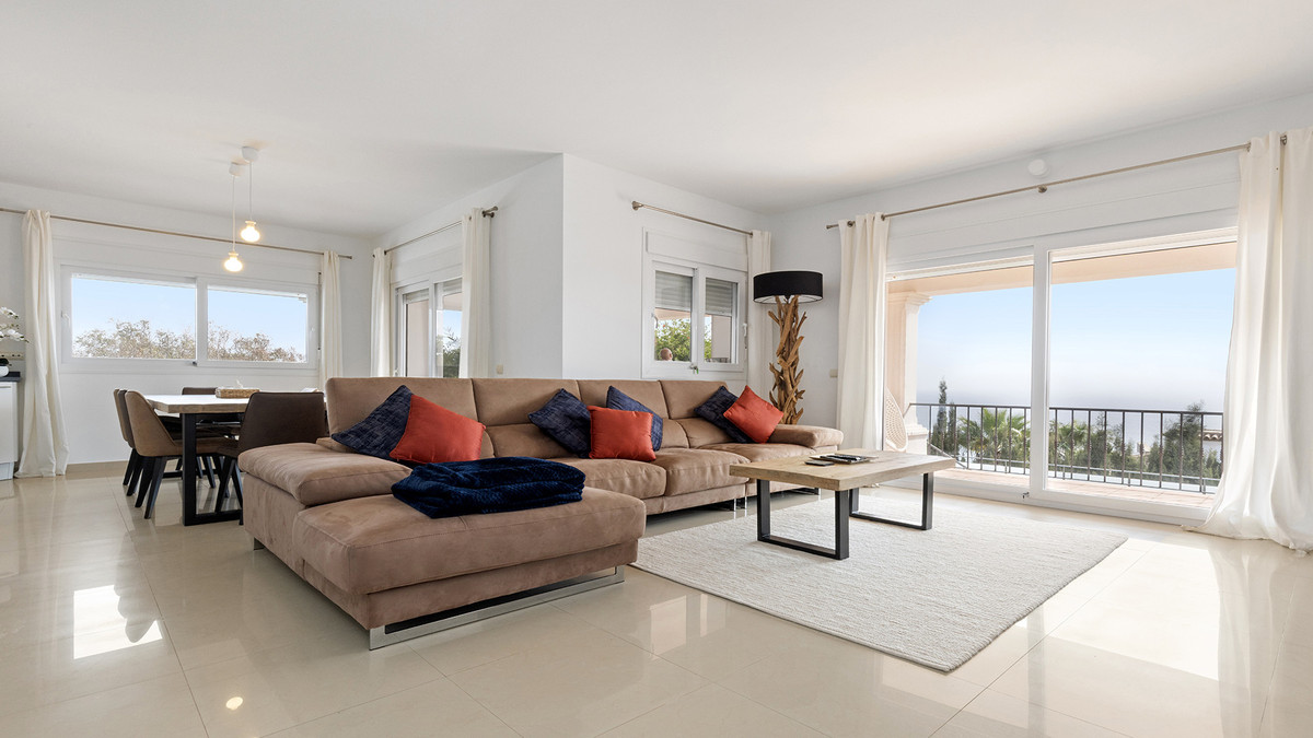 0e8473aea3b3f1966bd6fa7ad424fec8 - 6