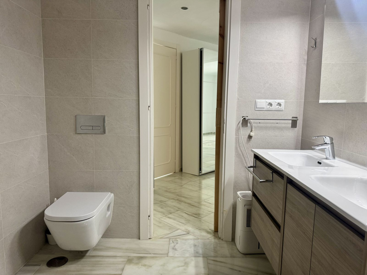 1047c0645d1c018d95c53611f59e6705 - 18