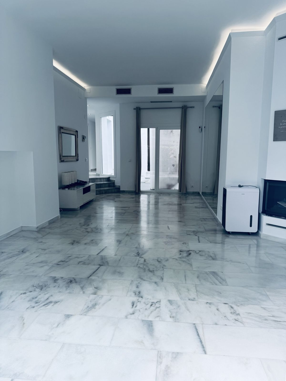 1047c0645d1c018d95c53611f59e6705 - 21