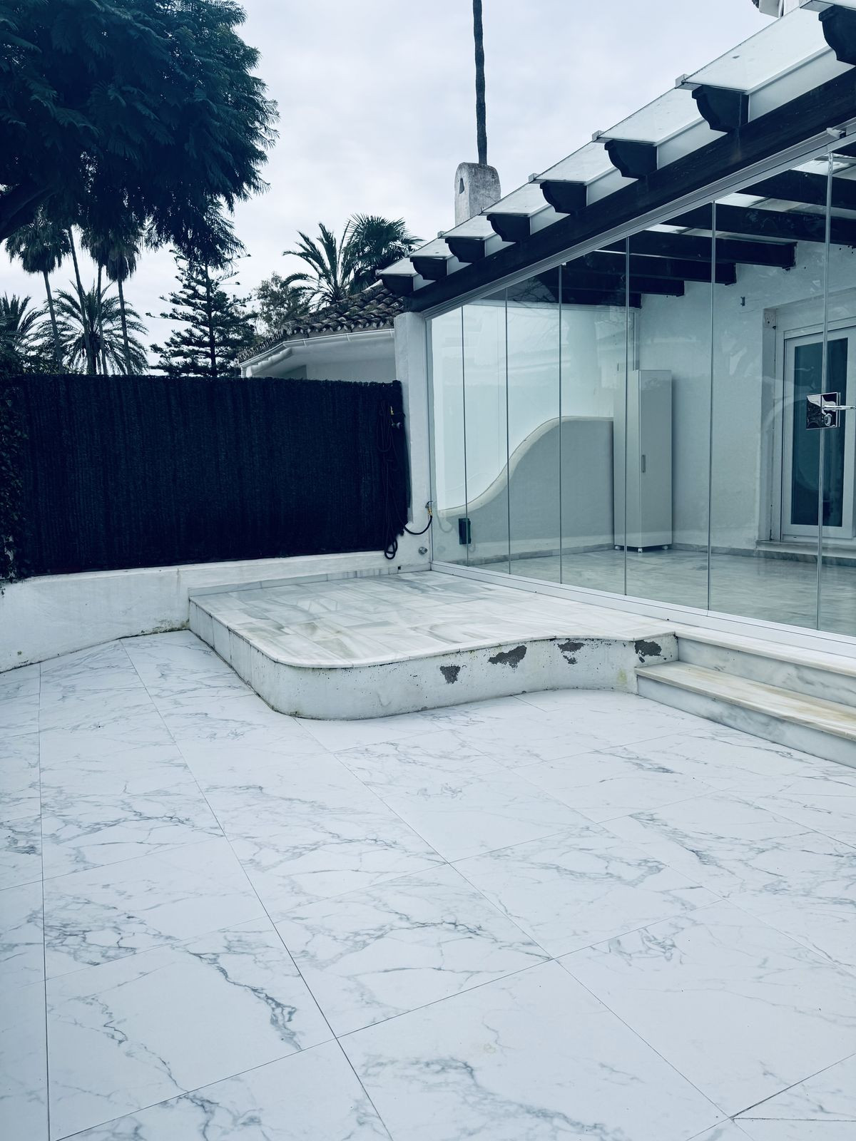 1047c0645d1c018d95c53611f59e6705 - 22