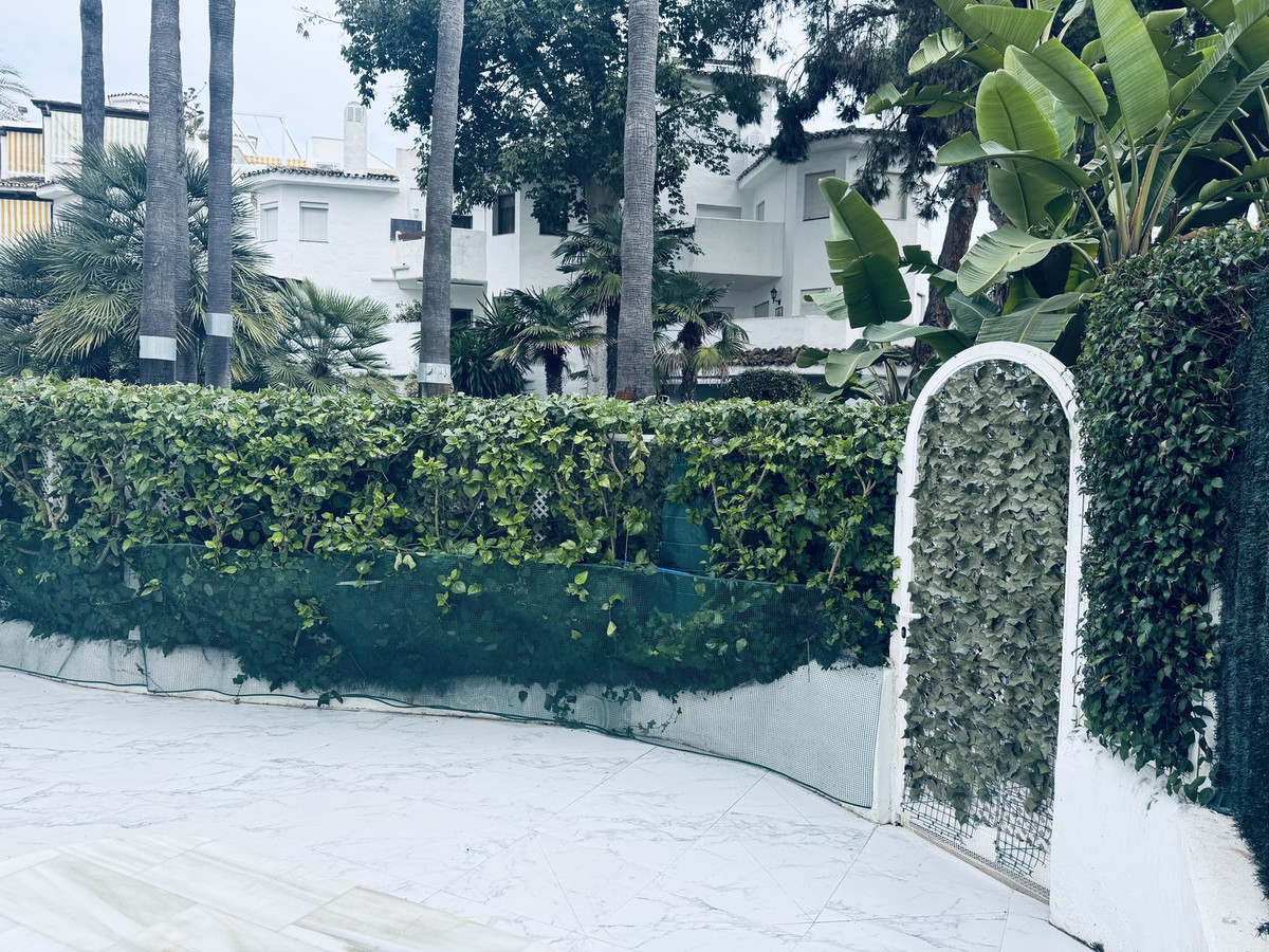 1047c0645d1c018d95c53611f59e6705 - 25