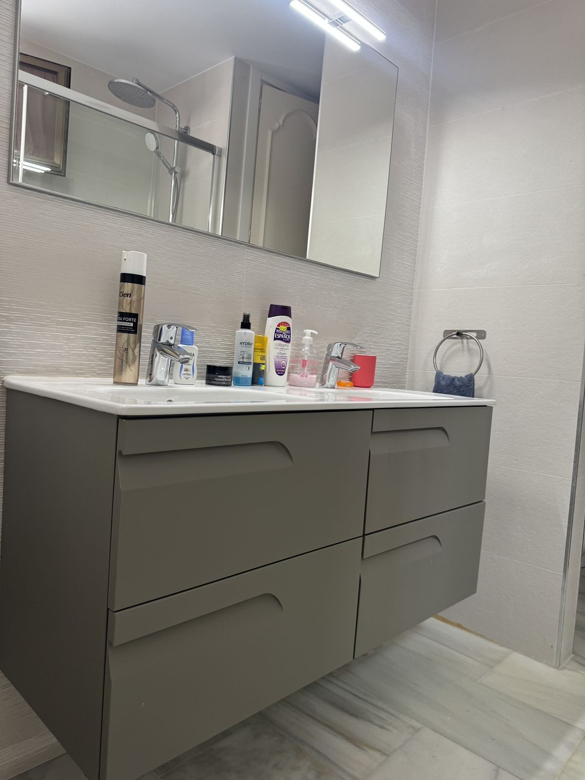 1047c0645d1c018d95c53611f59e6705 - 30