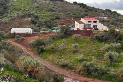 12af1f94f57c6e9fa565d14f738a8606 - 2