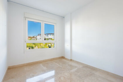 133bf8f47a864413b7dcac7ff15668a9 - 11