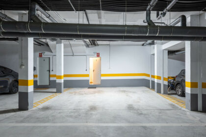 133bf8f47a864413b7dcac7ff15668a9 - 24