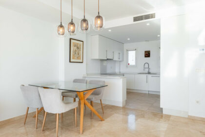 133bf8f47a864413b7dcac7ff15668a9 - 6