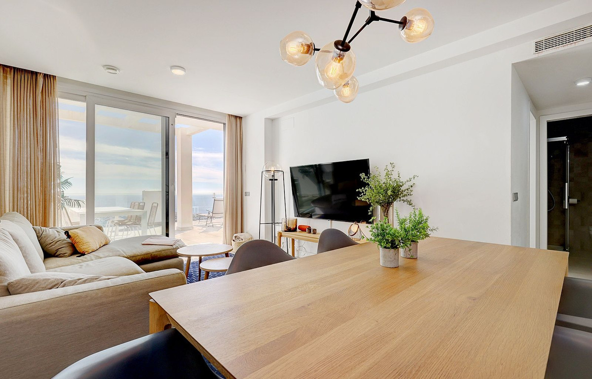 15455f762ab7deafad4b27f7db602923 - 20