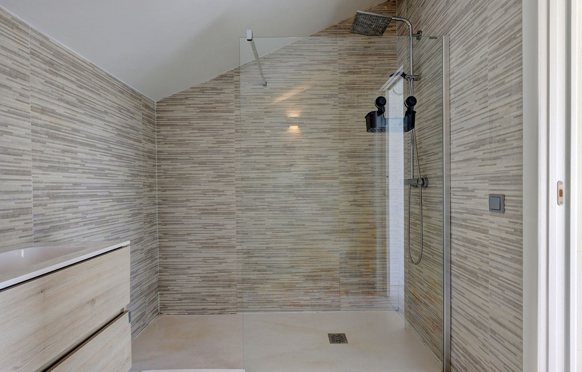 15455f762ab7deafad4b27f7db602923 - 41