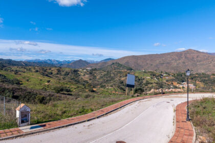 1657939259d2521b50305ab388fa1ade - 7