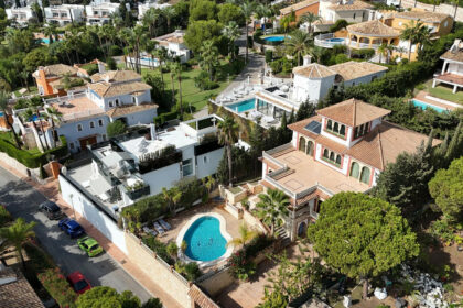 1665394d7324d18bfeea383961611cfa - 58