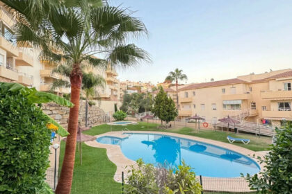 16e1c309d146f8418144a9c879c8ea3b - 2